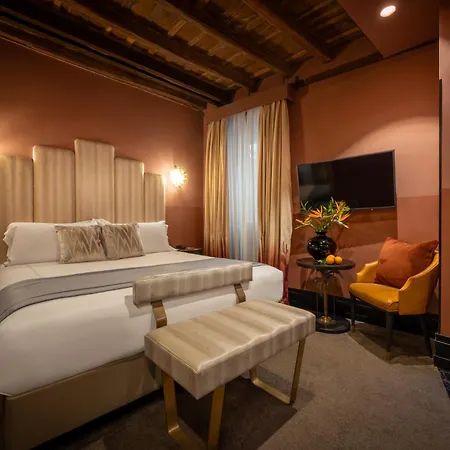 Maison Torre Argentina Rome